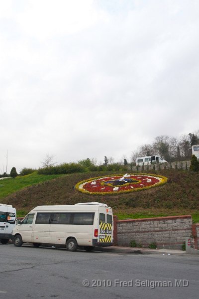 20100401_020513 D3.jpg - Flower clock, Istanbul